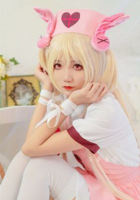 女朋友的丰满妈咪